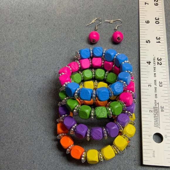 Memory Wrap Bracelet 3 In Round Pink Bead Earrings Colorful Boho 80s 90s Y2K Fun - Picture 5 of 5